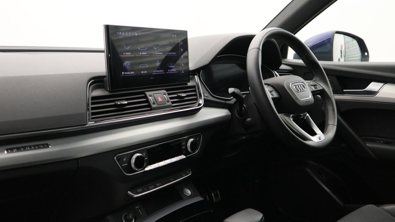 Audi Q5 Listing Image