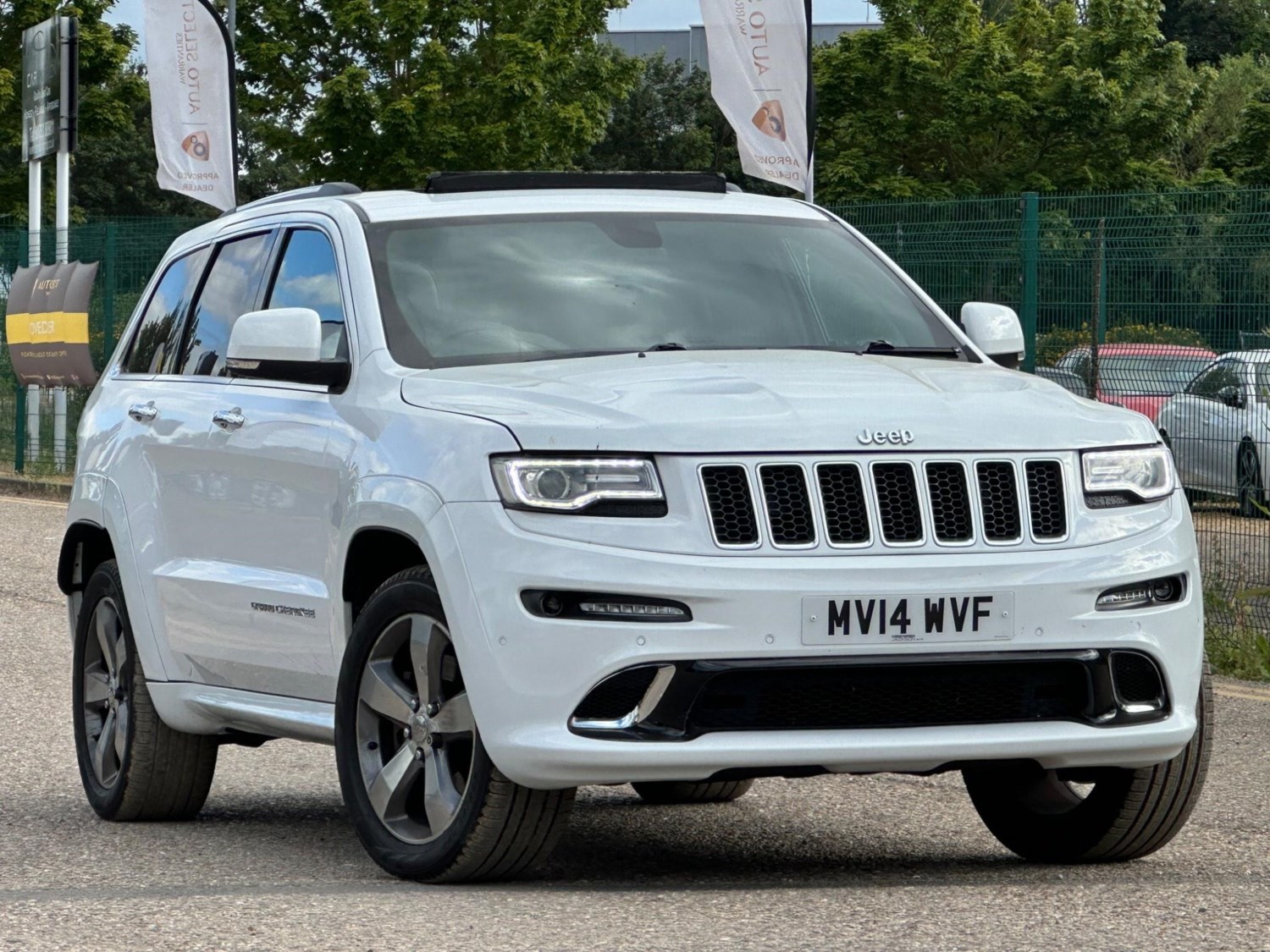 Jeep Grand Cherokee Listing Image