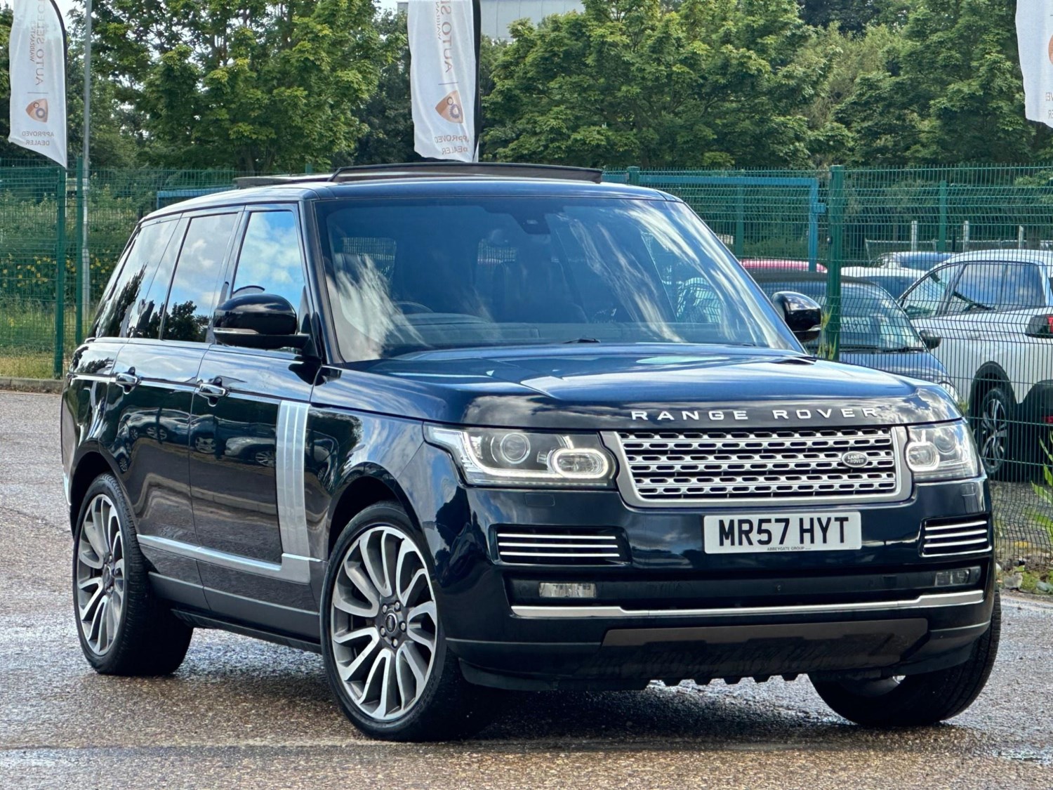 Land Rover Range Rover Listing Image