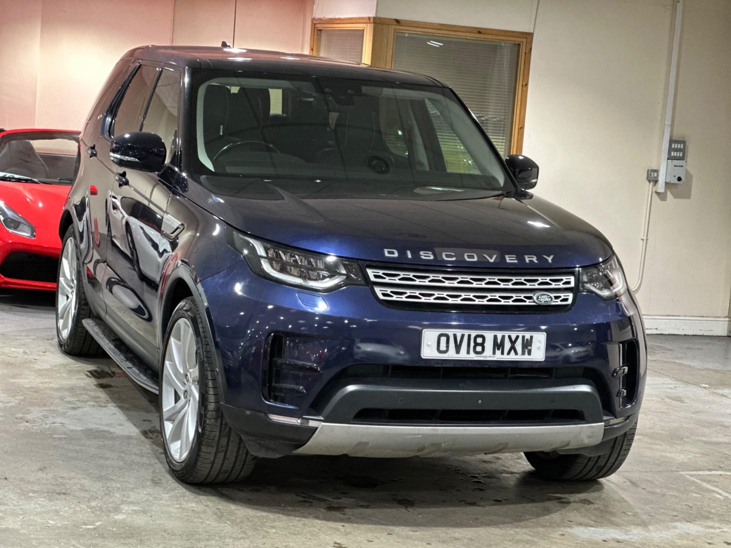 Land Rover Discovery Listing Image