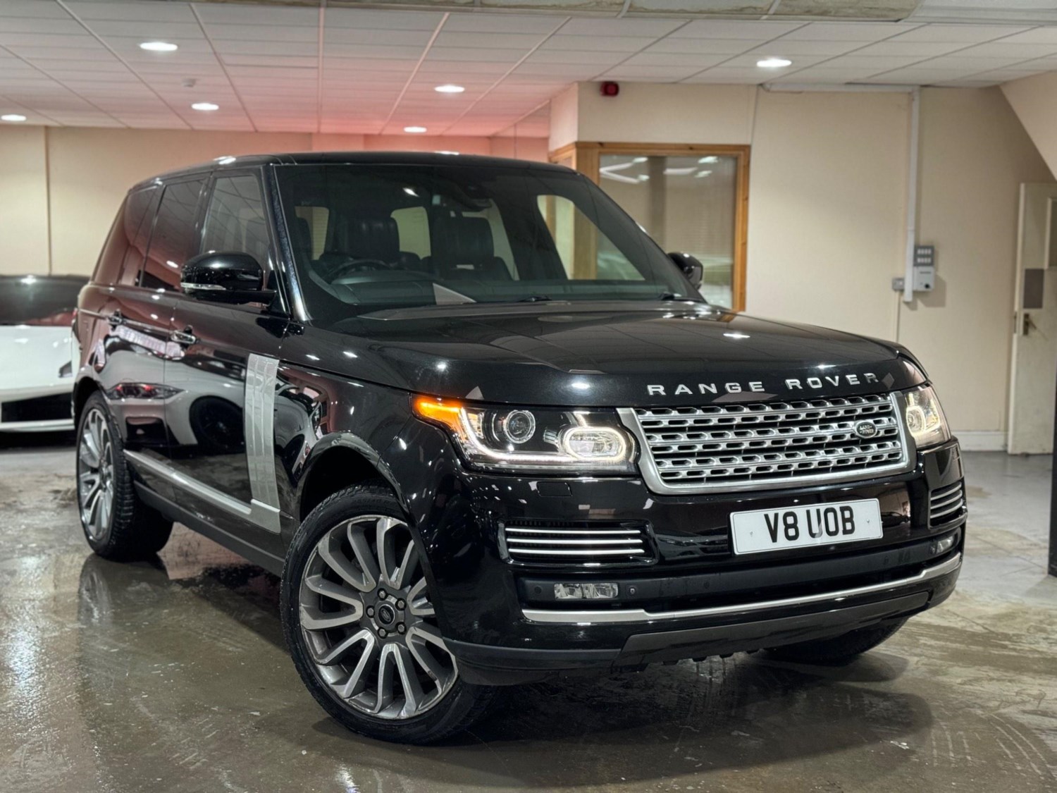 Land Rover Range Rover Listing Image