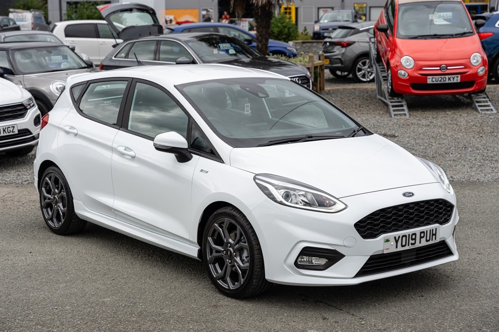 Ford Fiesta Listing Image