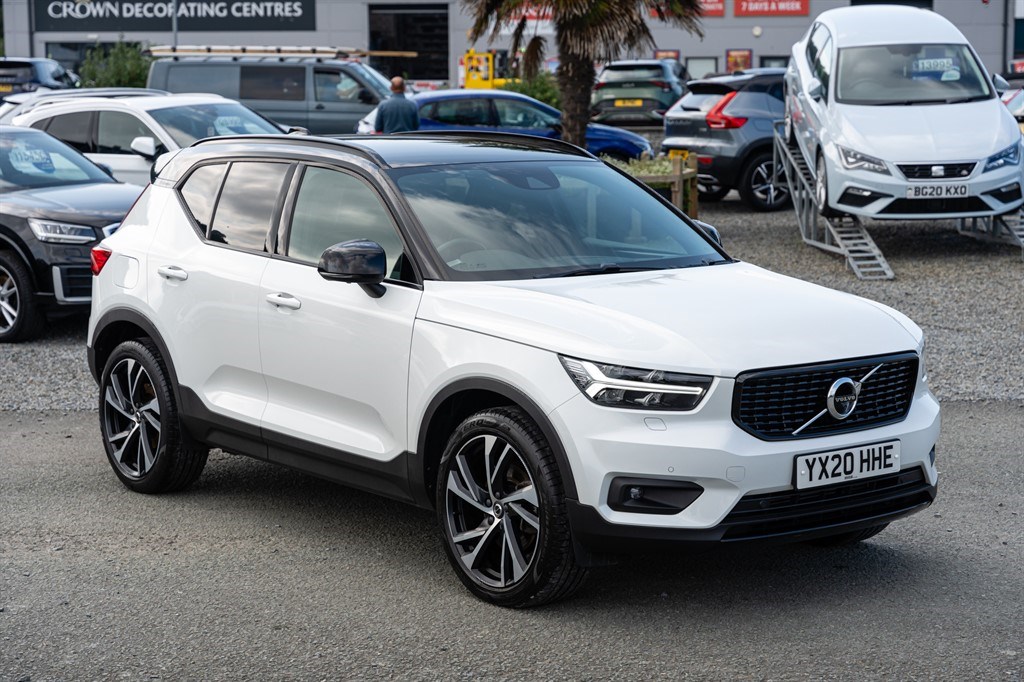 Volvo XC40 Listing Image