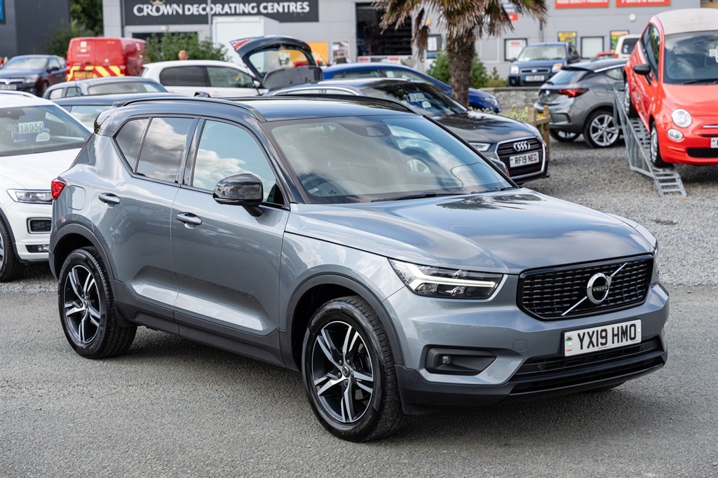 Volvo XC40 Listing Image