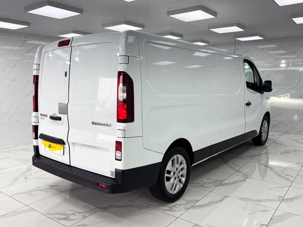 Renault Trafic Listing Image