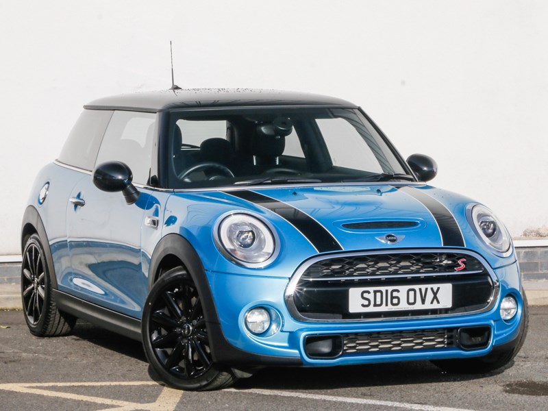 MINI Hatch Listing Image