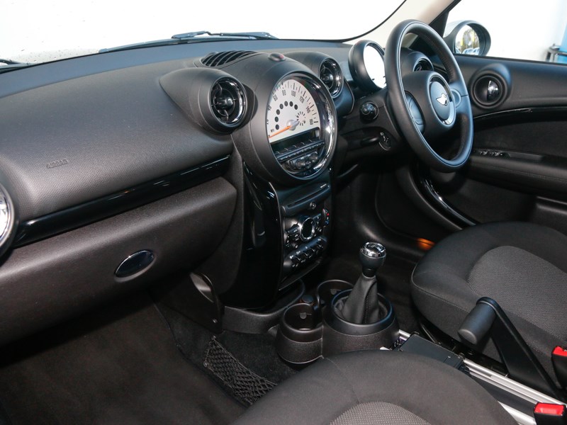 MINI Countryman Listing Image