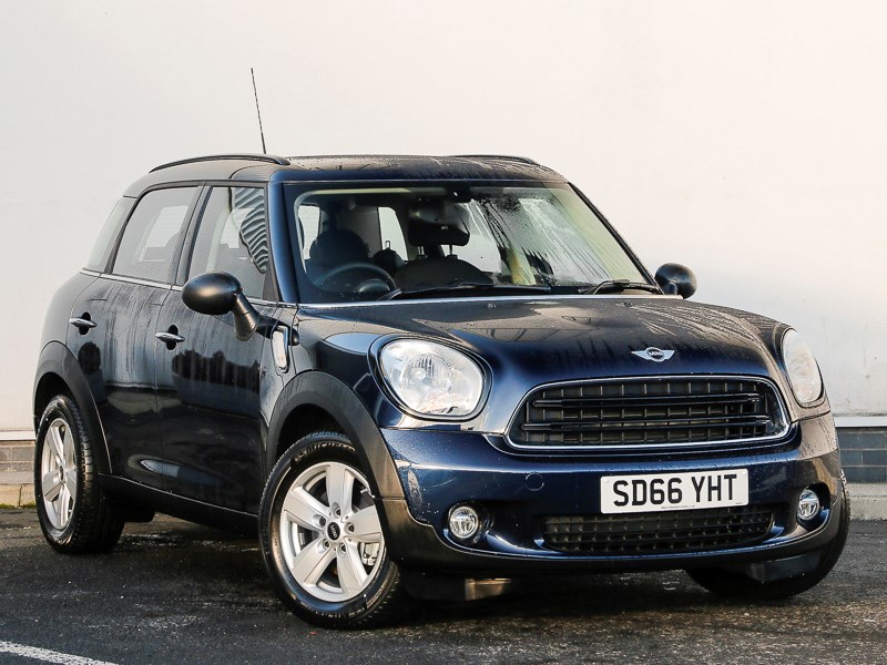 MINI Countryman Listing Image