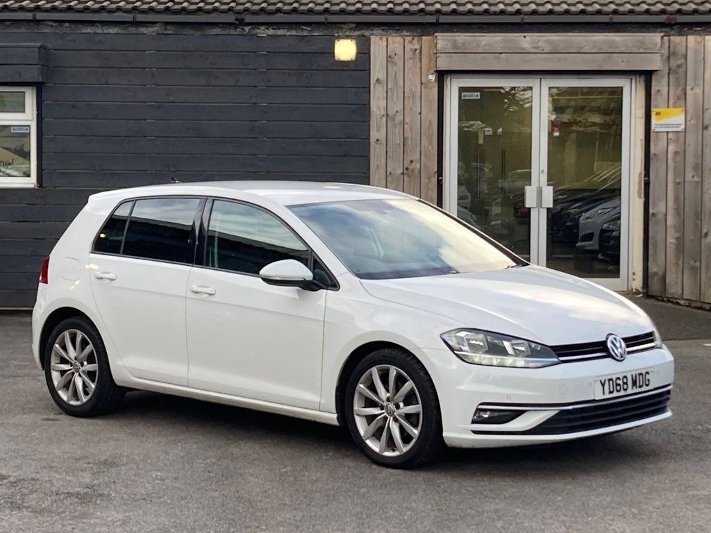 Volkswagen Golf Listing Image