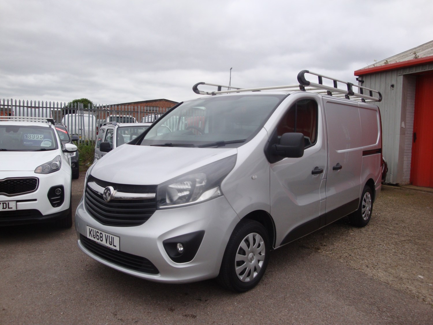 Vauxhall Vivaro Listing Image