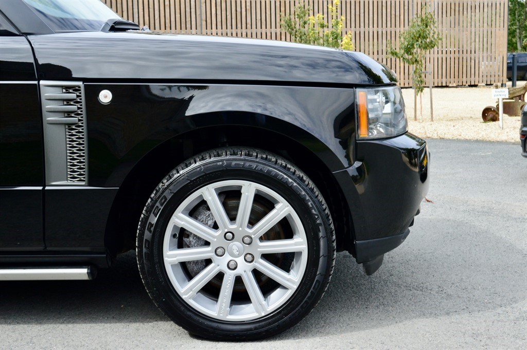 Land Rover Range Rover Listing Image