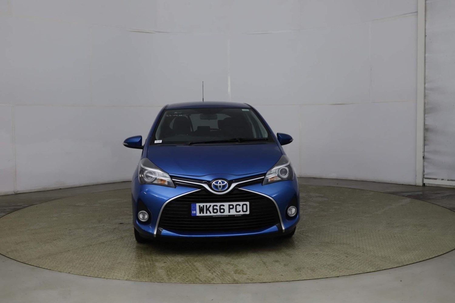 Toyota Yaris Listing Image