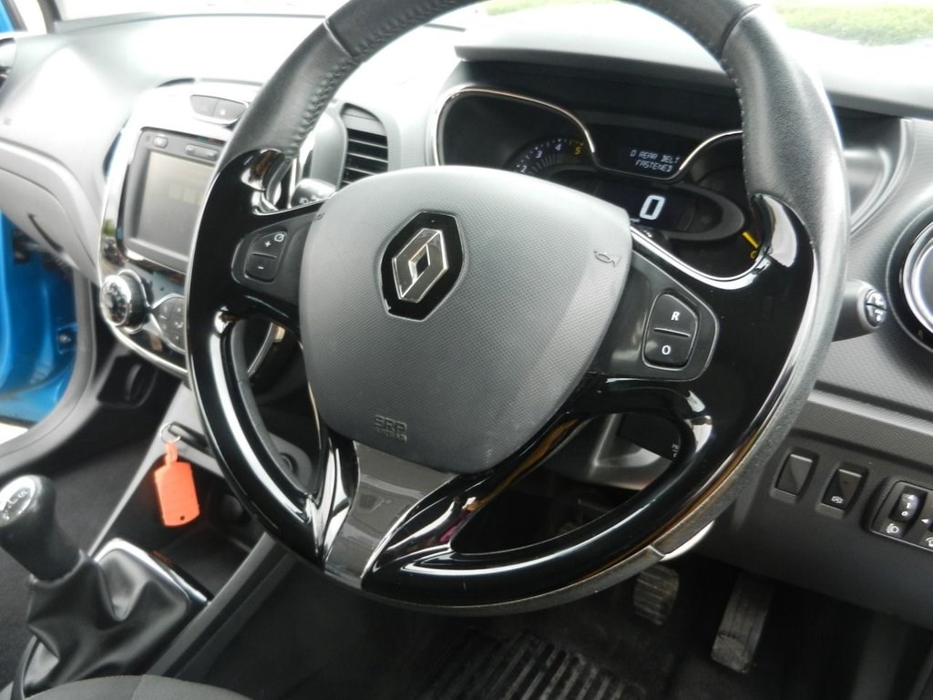 Renault Captur Listing Image