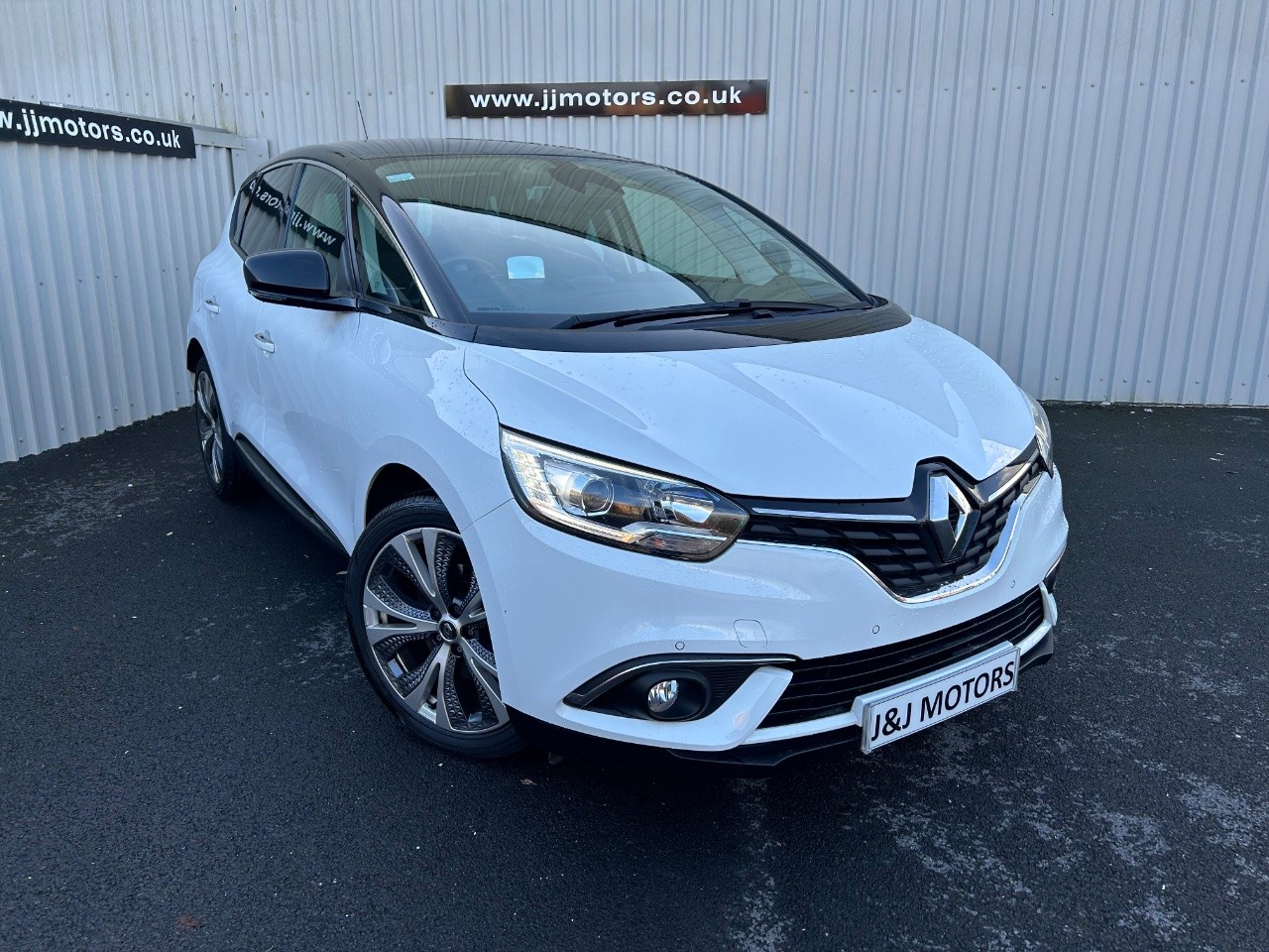 Renault Scenic Listing Image