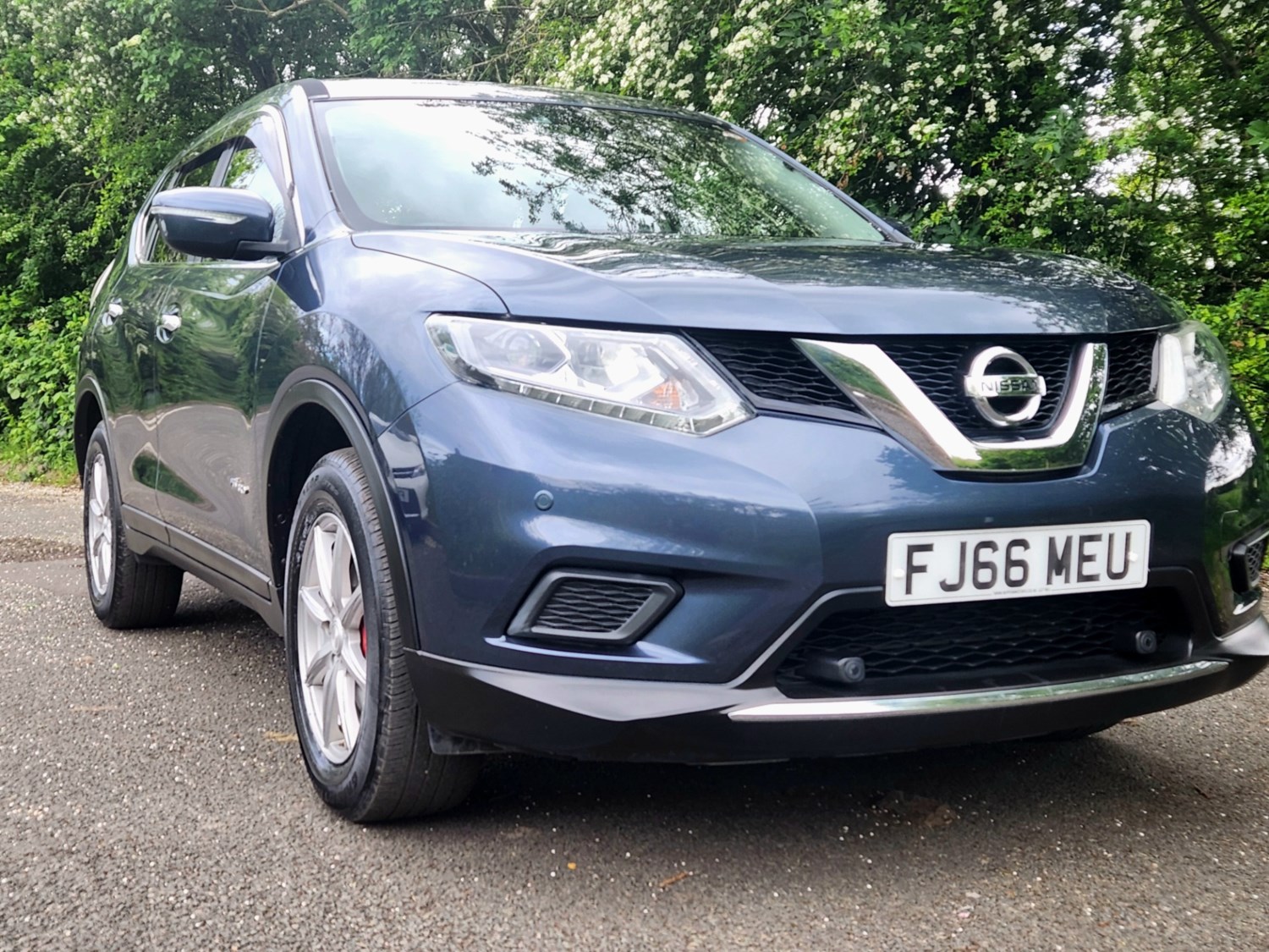 Nissan X-Trail Listing Image