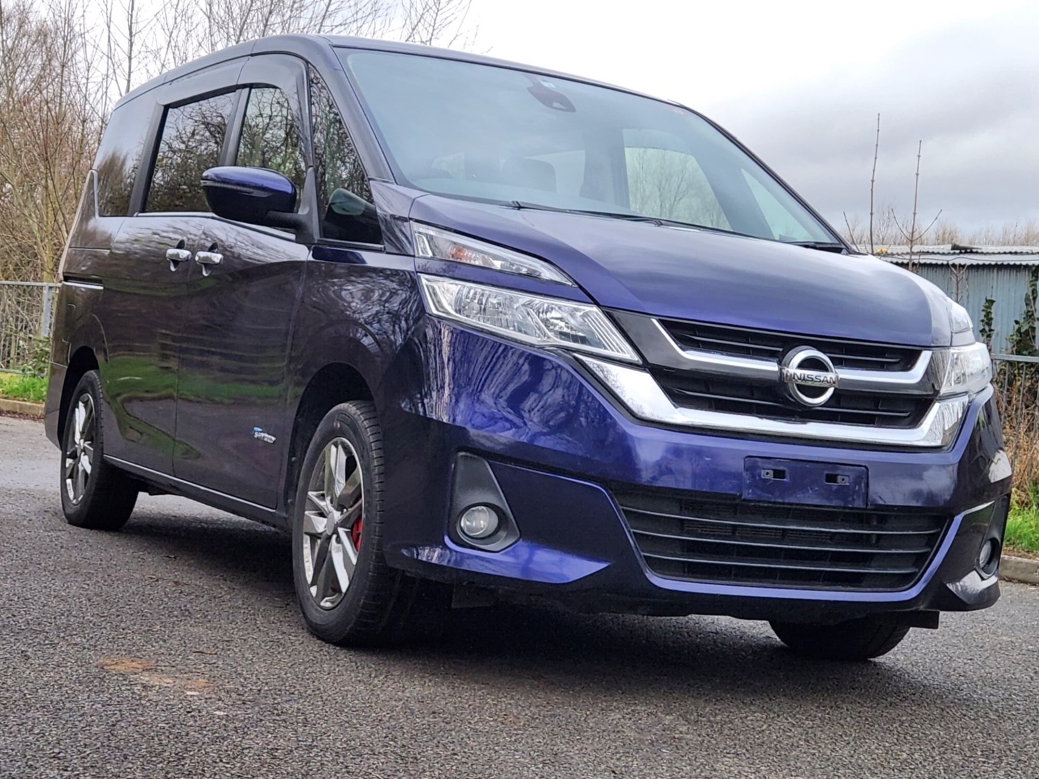 Nissan Serena Listing Image