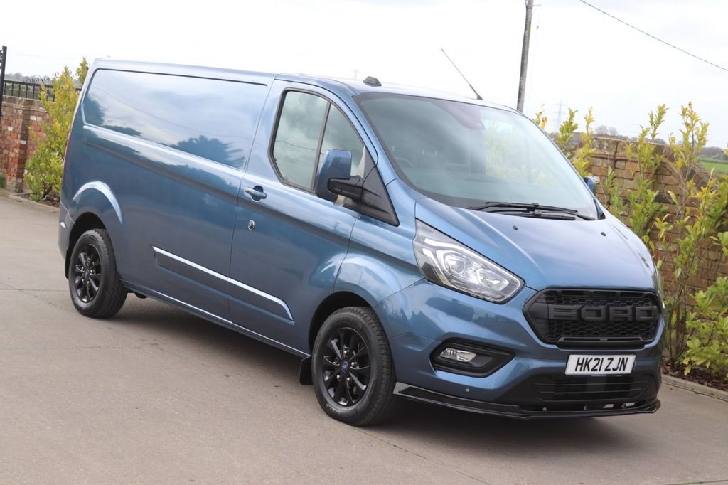 Ford Transit Custom Listing Image