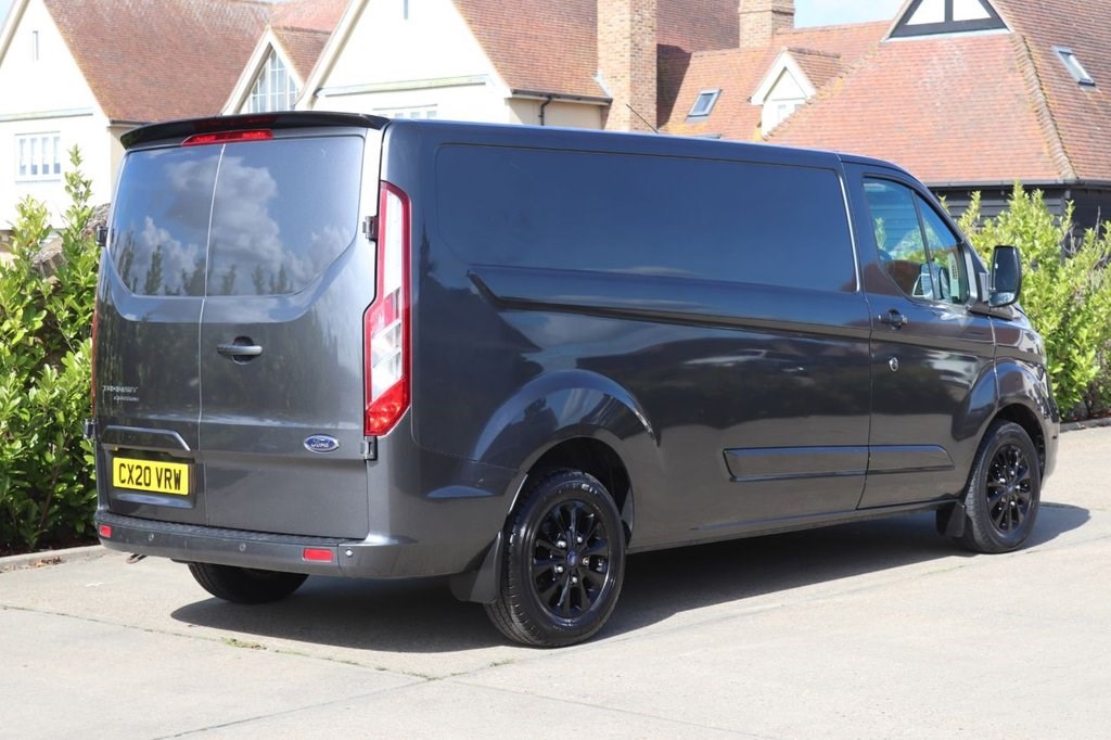 Ford Transit Custom Listing Image