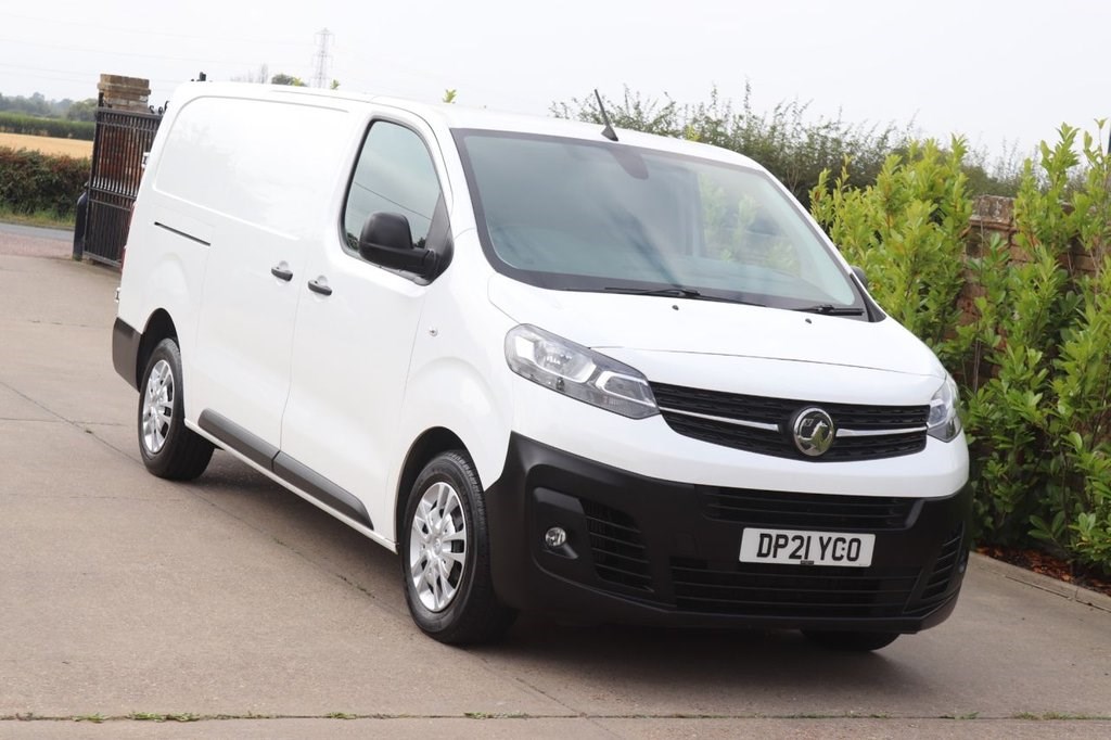 Vauxhall Vivaro Listing Image