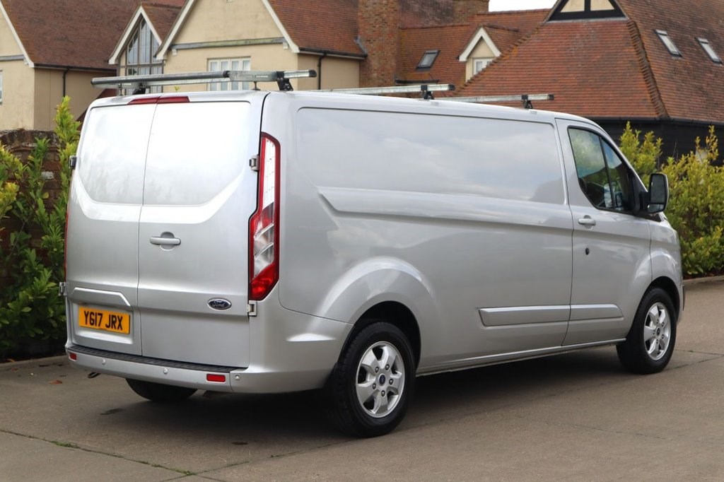 Ford Transit Custom Listing Image