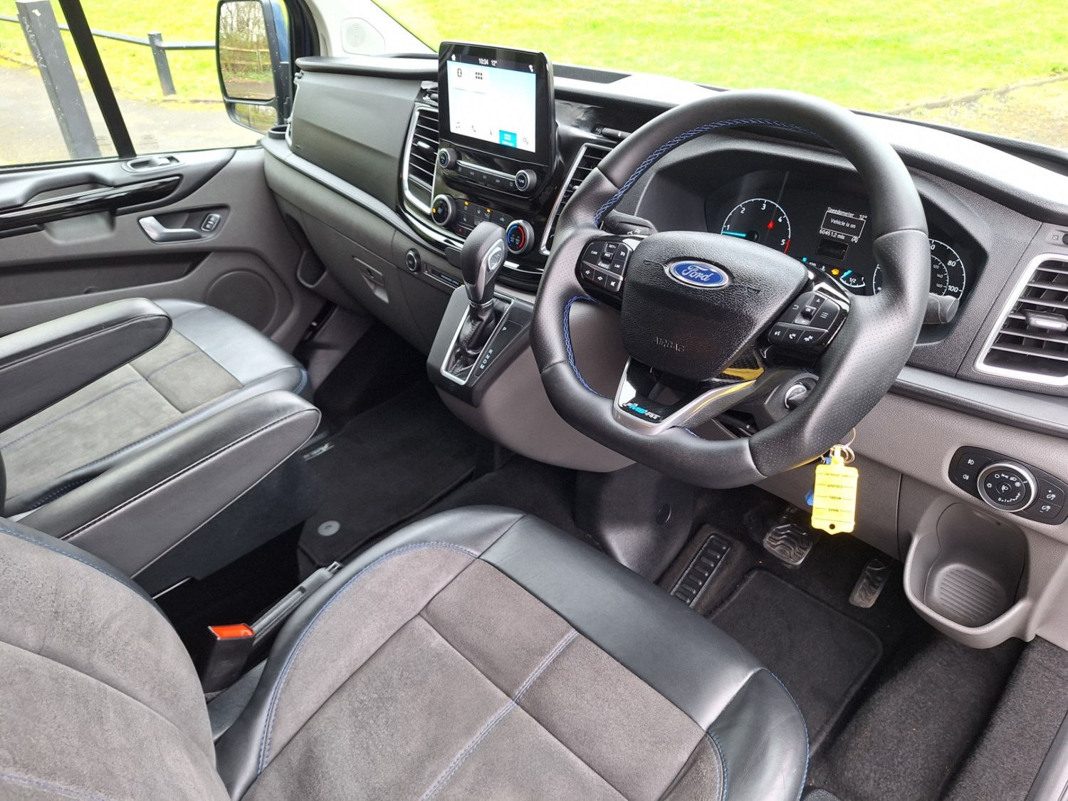 Ford Transit Custom Listing Image