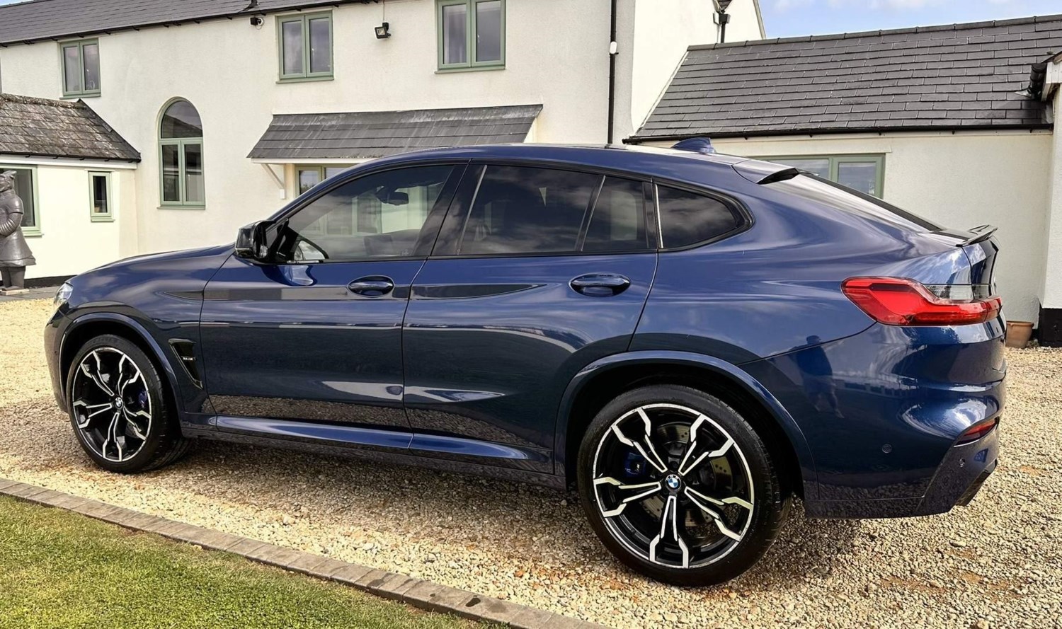 BMW X4 Listing Image