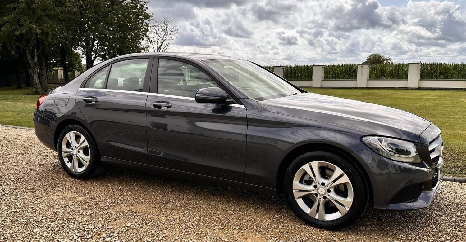 Mercedes-Benz C-Class Listing Image