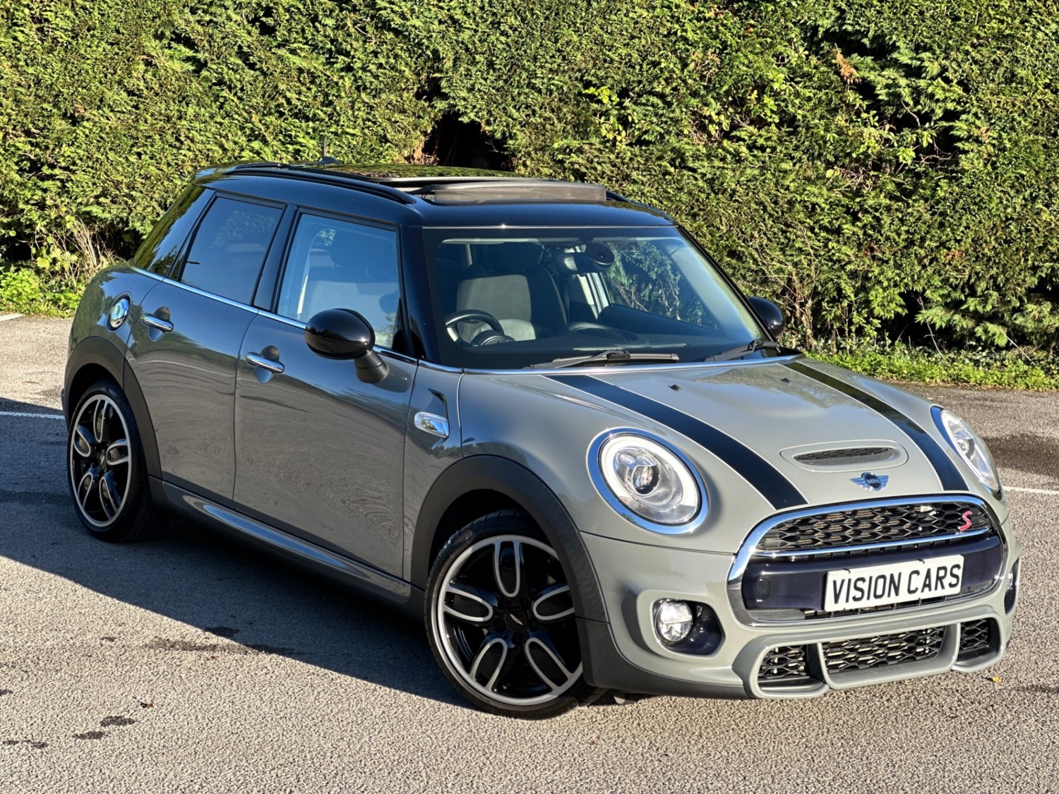 MINI Hatch Listing Image