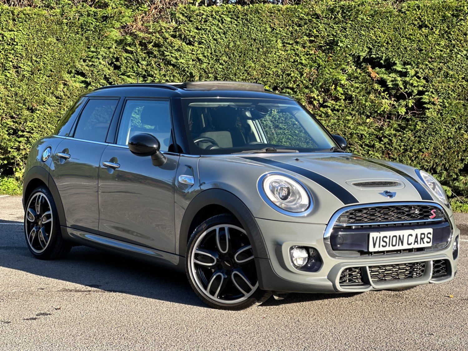 MINI Hatch Listing Image