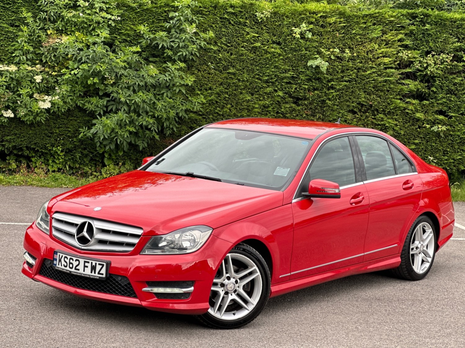 Mercedes-Benz C-Class Listing Image