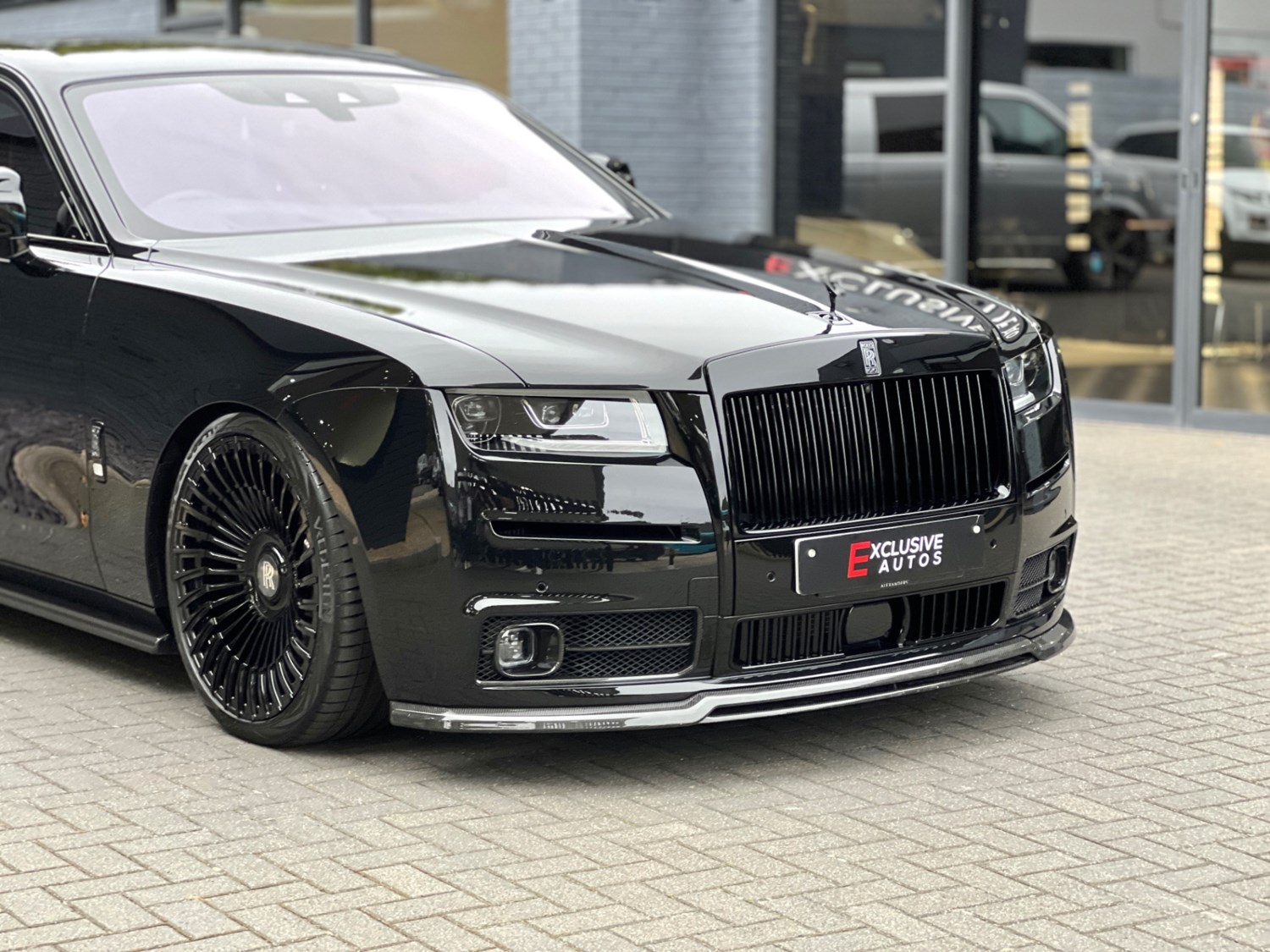 Rolls-Royce Ghost Listing Image