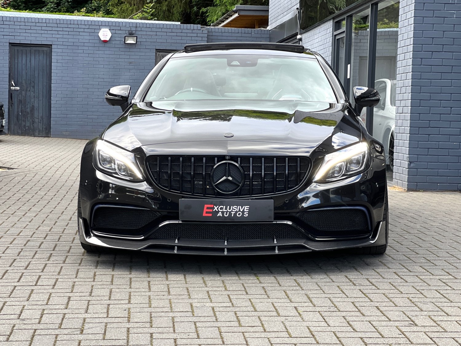 Mercedes-Benz C-Class Listing Image