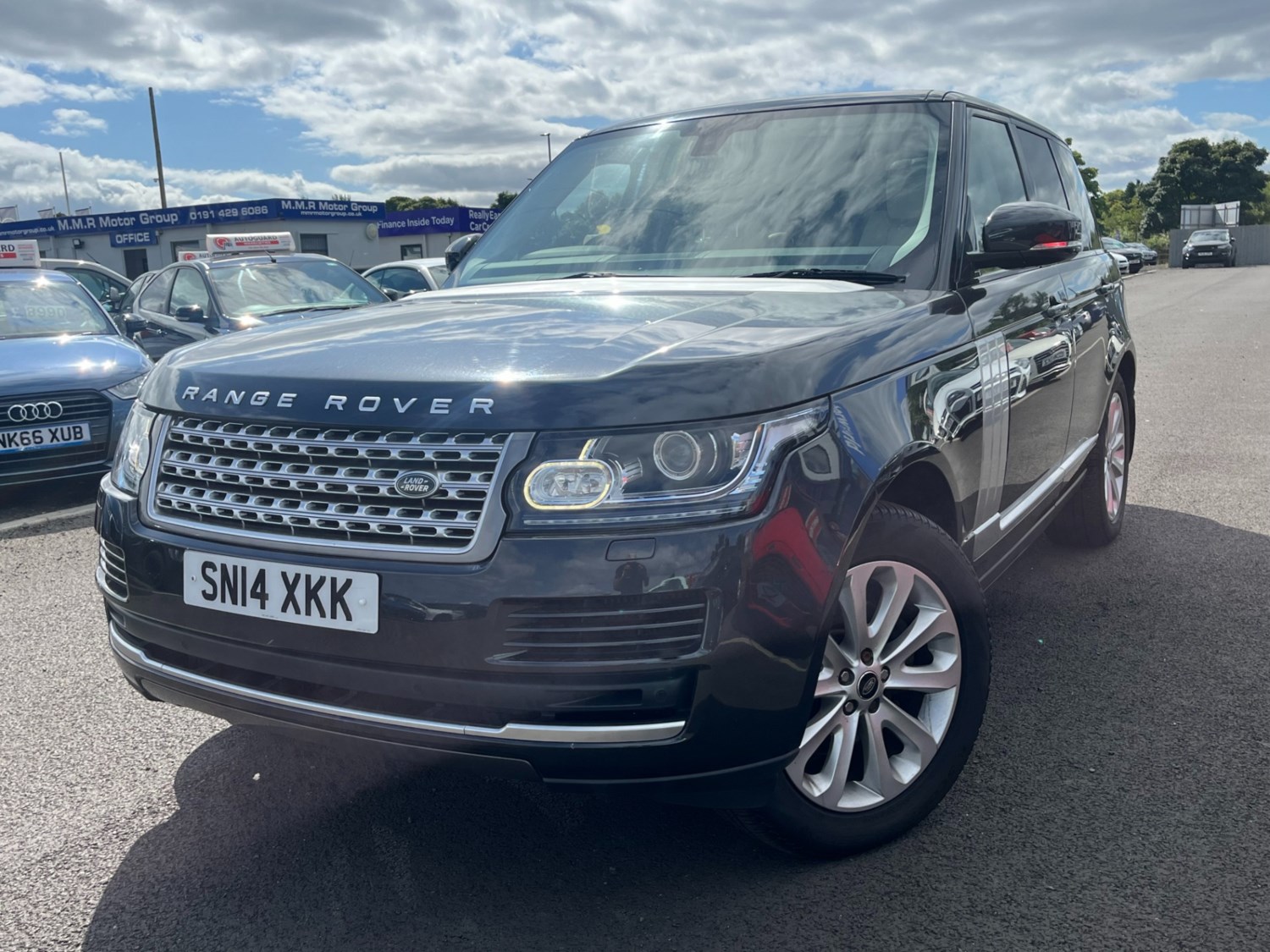 Land Rover Range Rover Listing Image