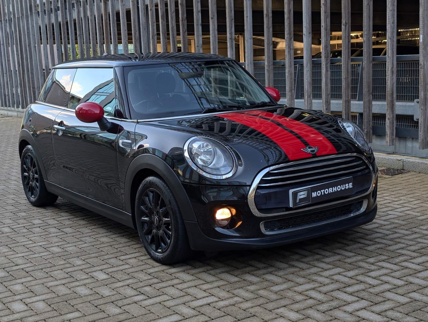 MINI Hatch Listing Image