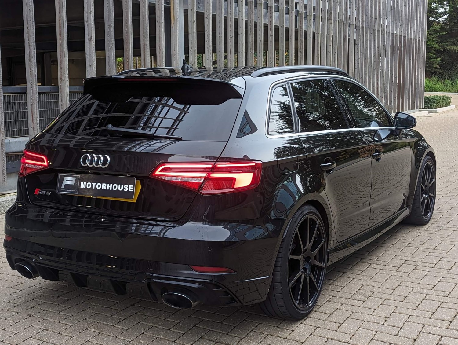 Audi RS3 Listing Image