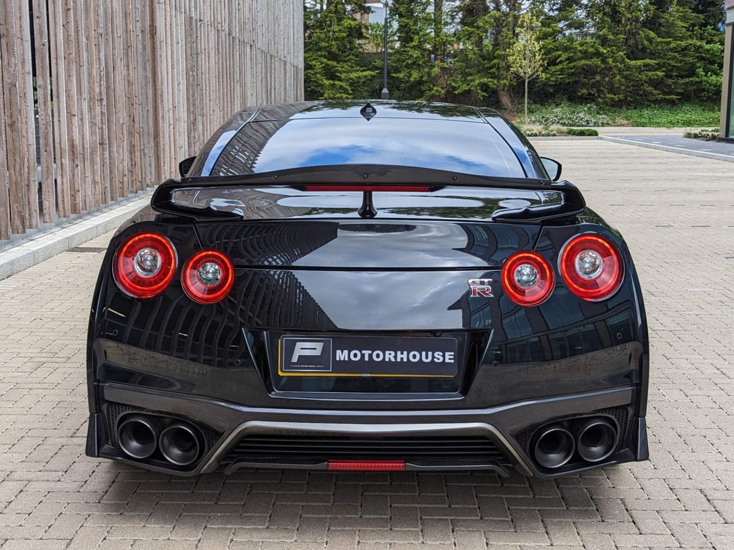 Nissan GT-R Listing Image