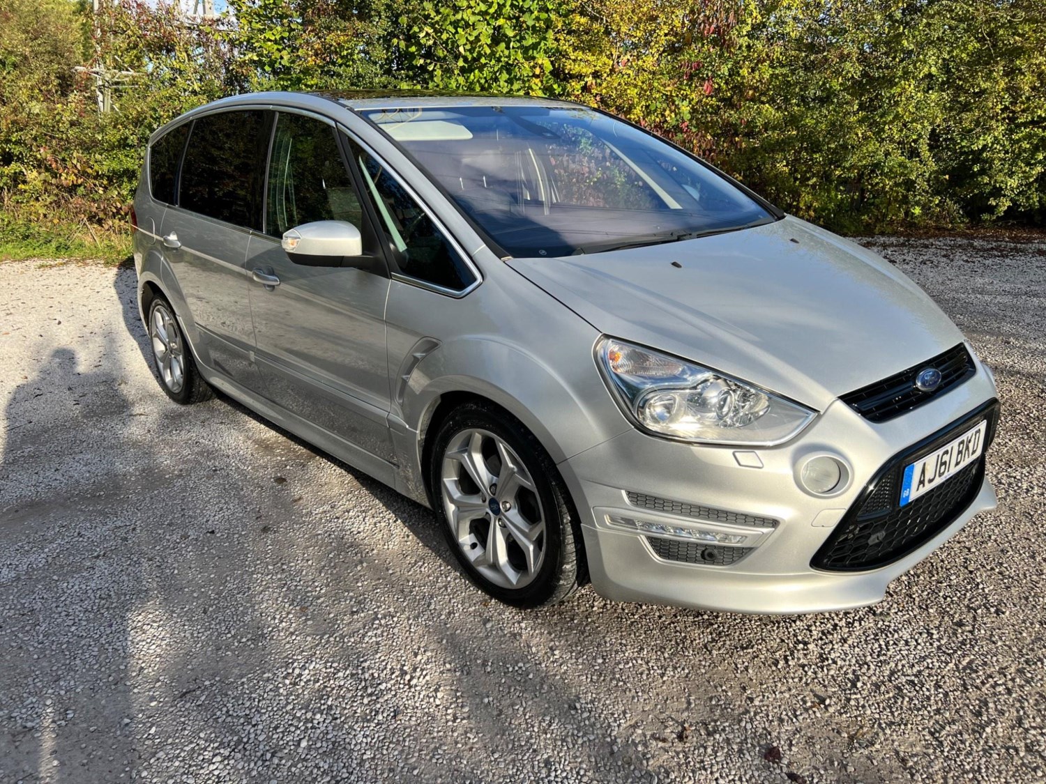 Ford S-Max Listing Image