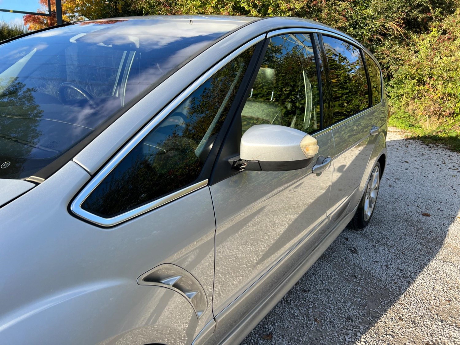 Ford S-Max Listing Image