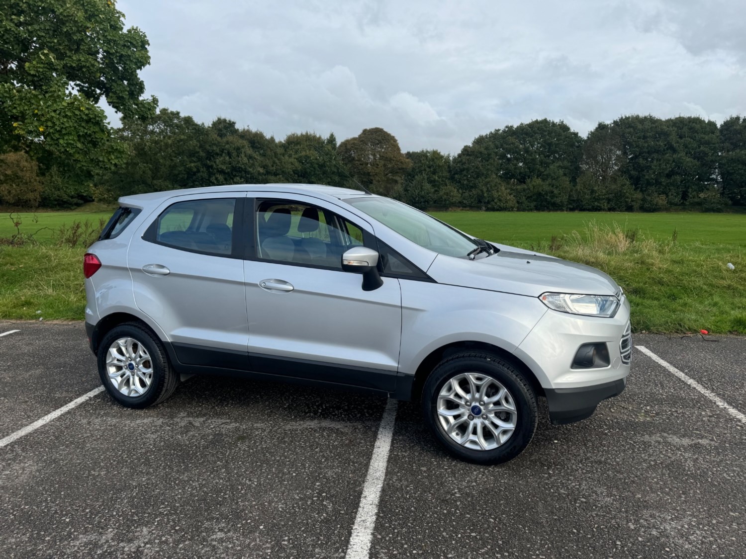 Ford EcoSport Listing Image