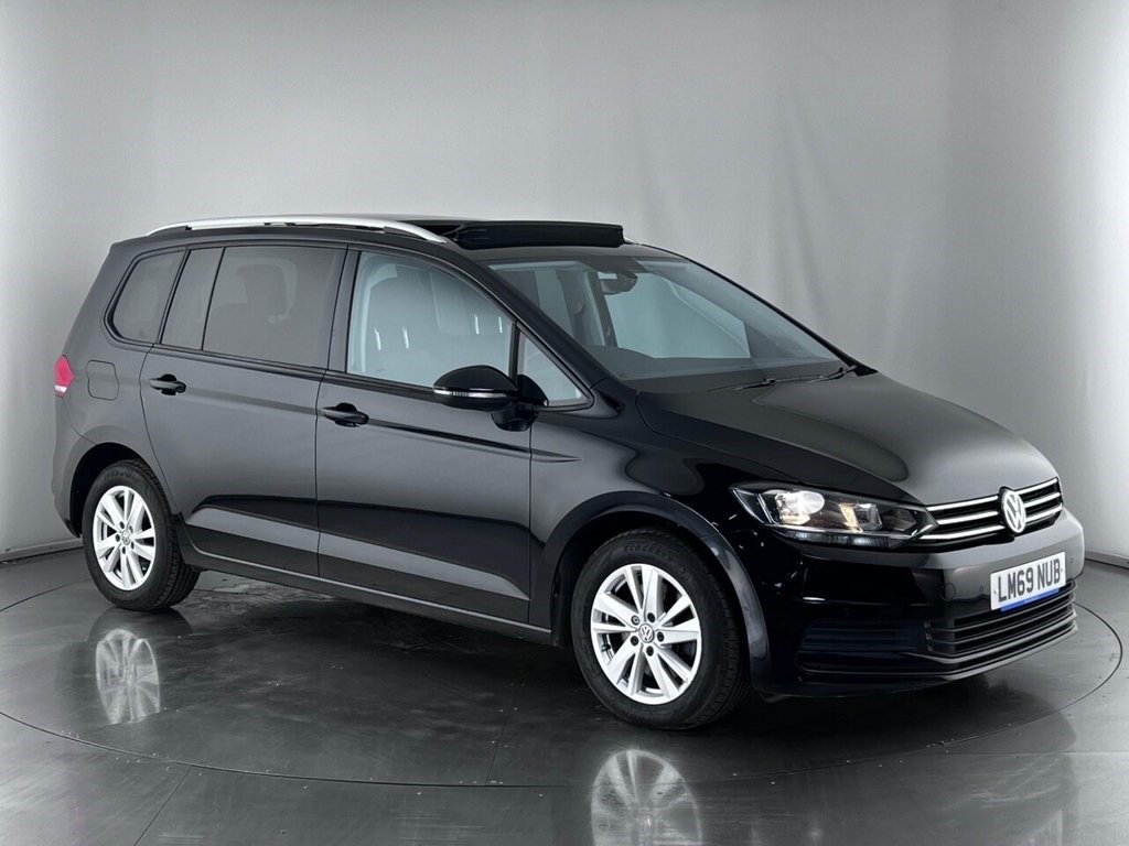 Volkswagen Touran Listing Image