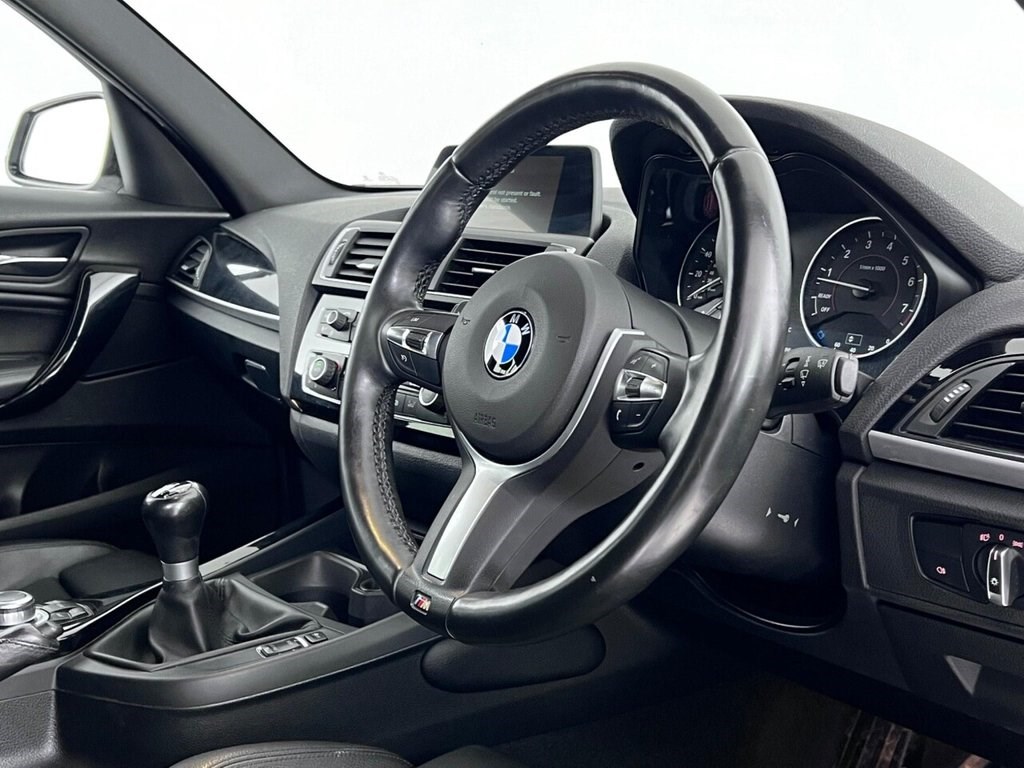 BMW 1 Series Listing Image