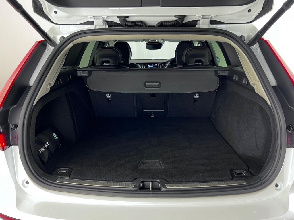 Volvo V60 Listing Image