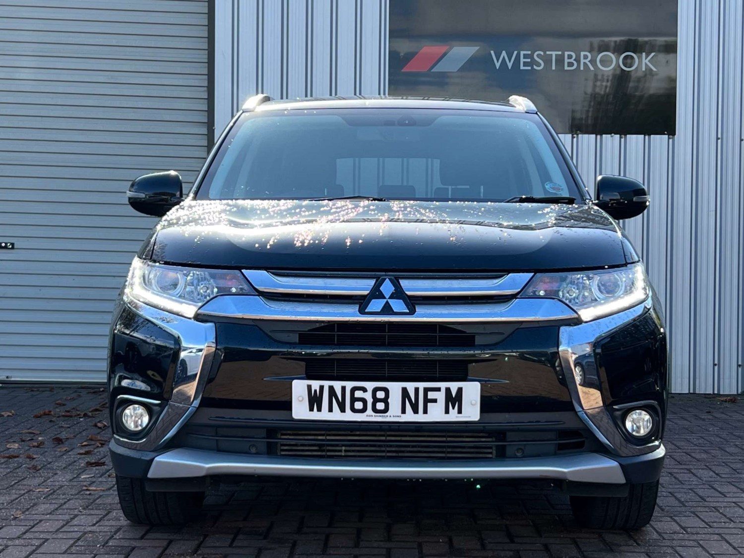 Mitsubishi Outlander Listing Image