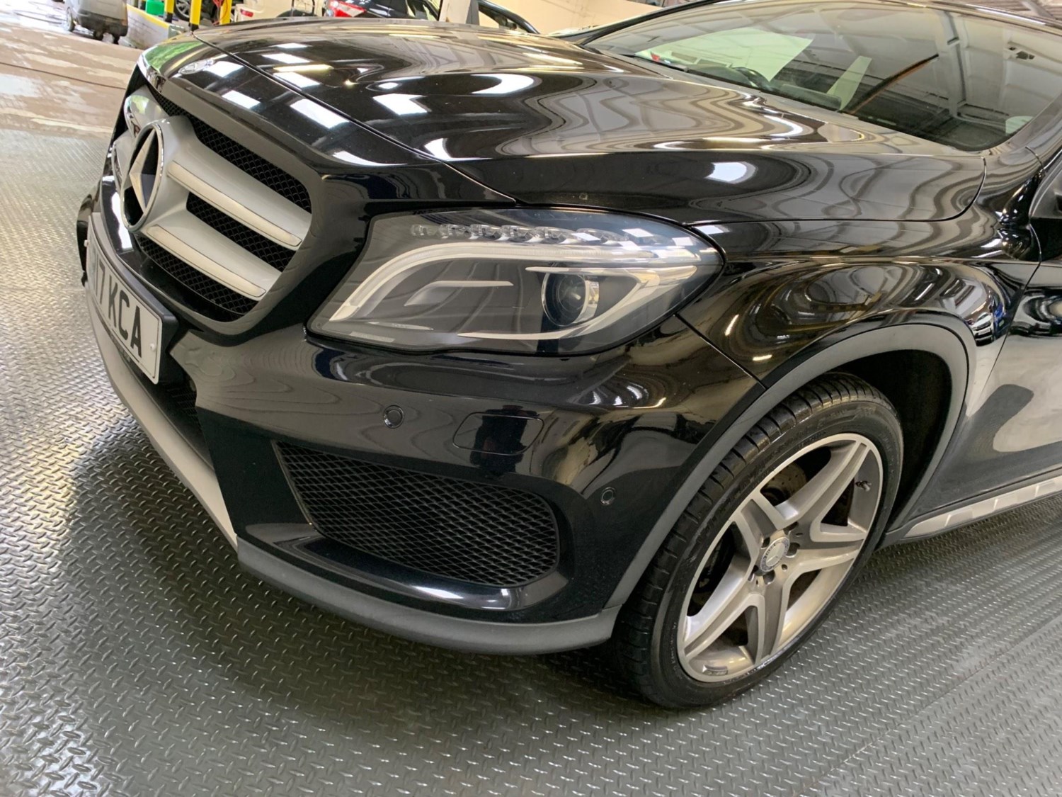 Mercedes-Benz GLA Listing Image