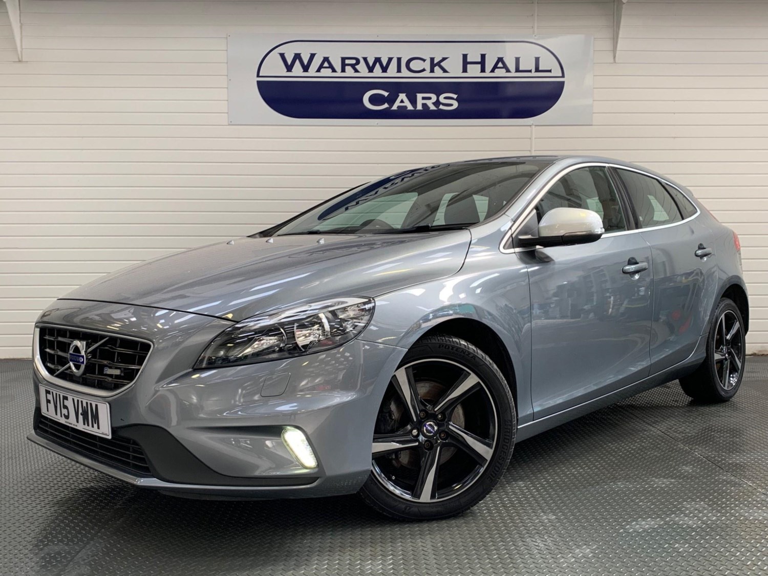 Volvo V40 Listing Image