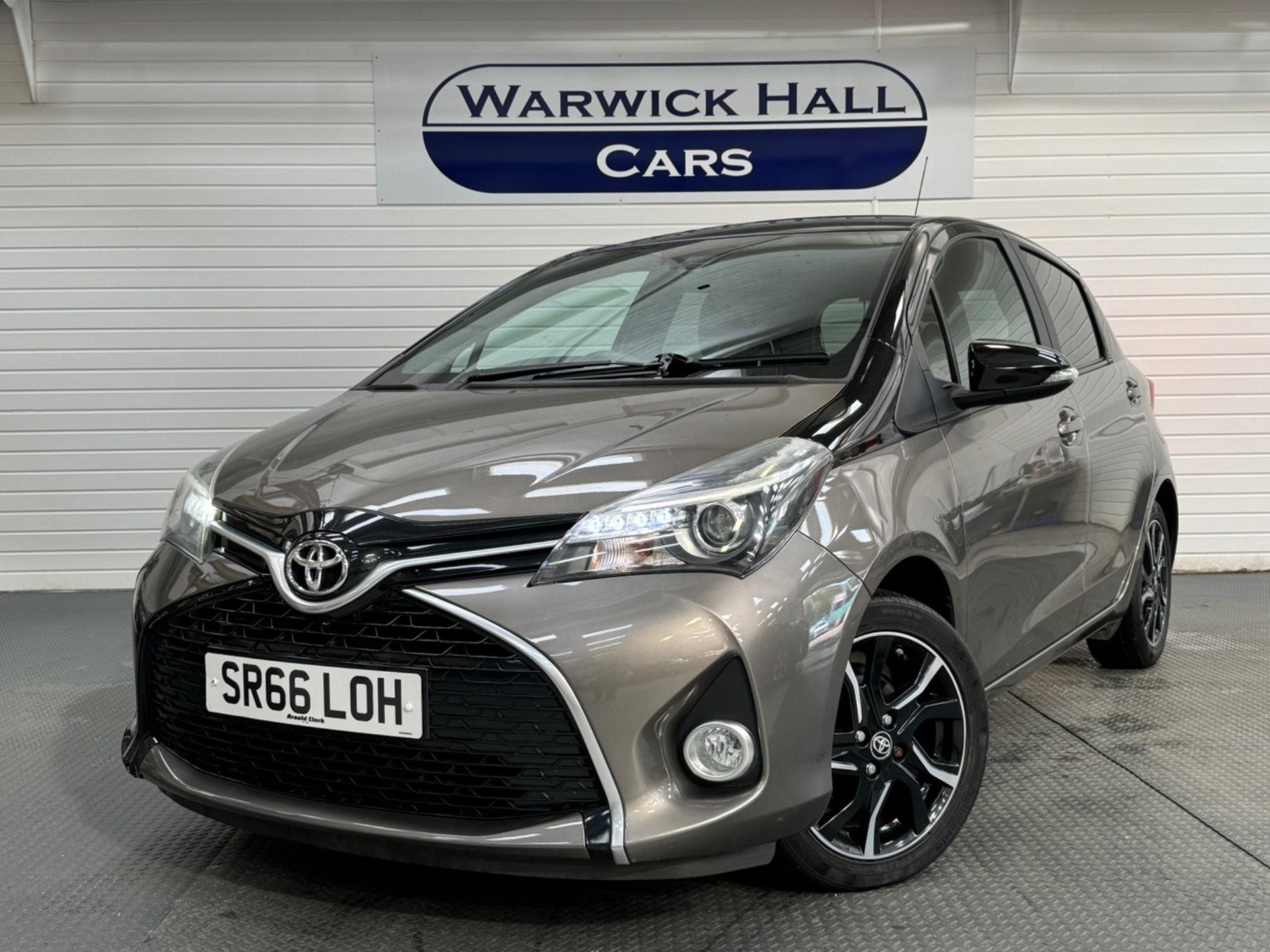 Toyota Yaris Listing Image