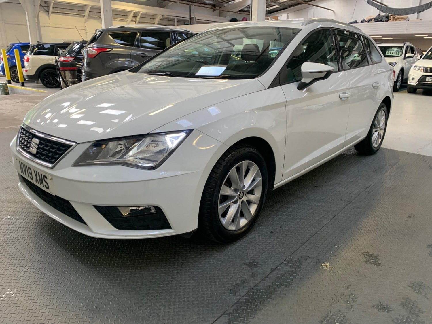 SEAT Leon Listing Image