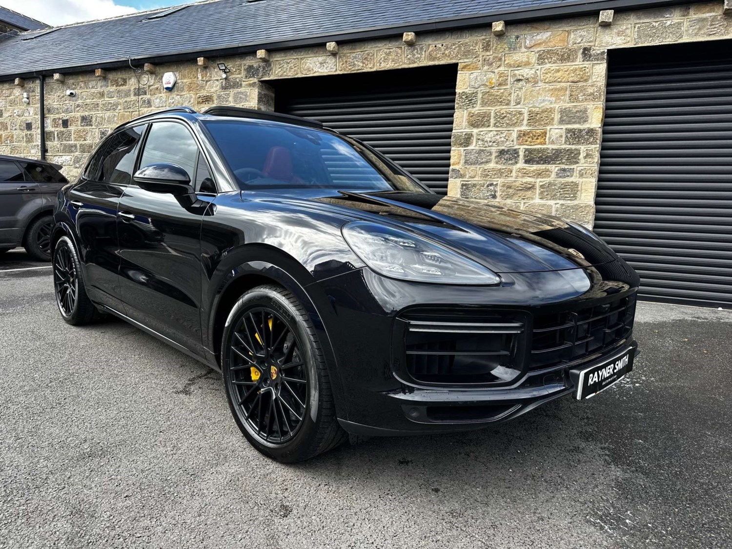 Porsche Cayenne Listing Image