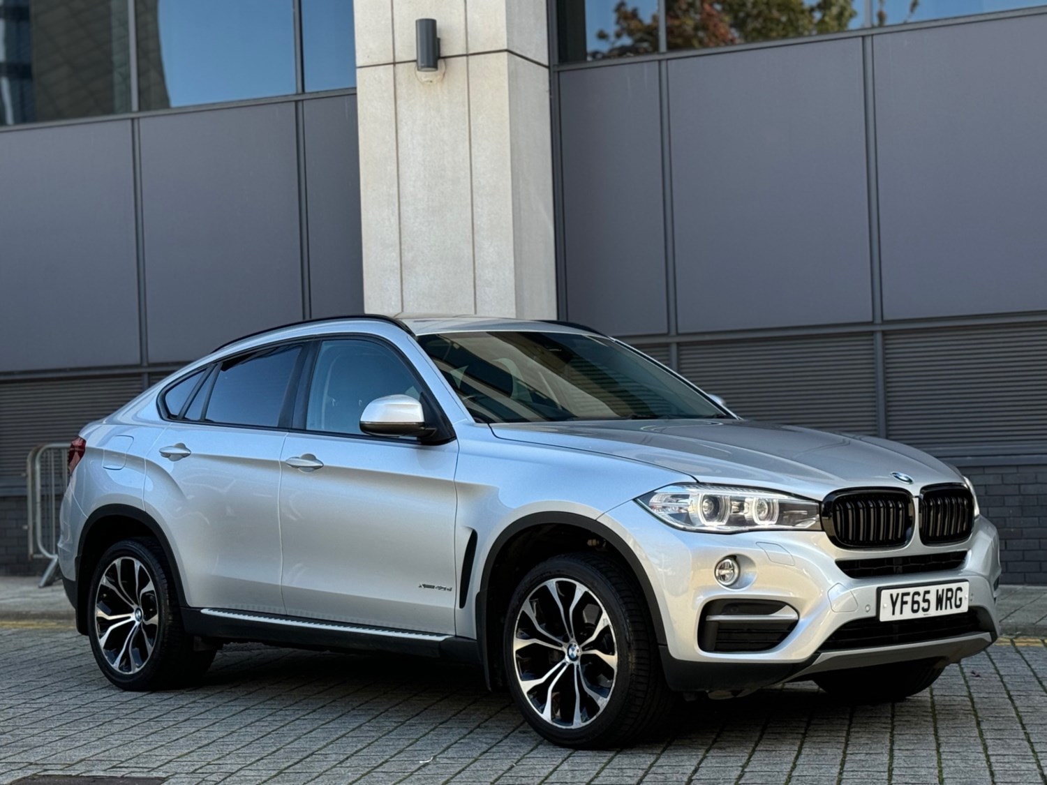 BMW X6 Listing Image