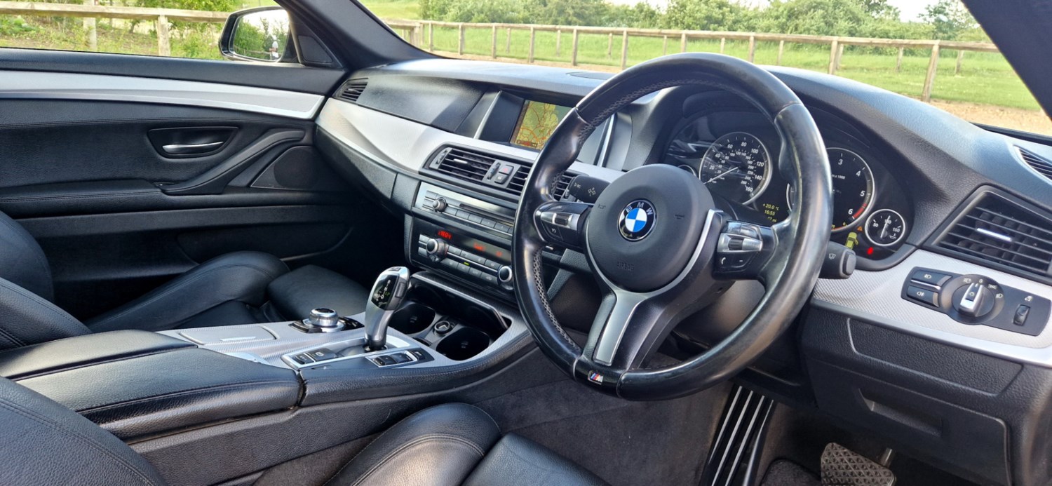 BMW 5 Series Listing Image